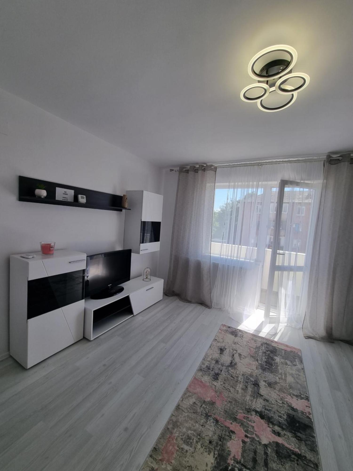 Apartament Central Pe Pietonala Nr2 ฮูเนโดอารา ภายนอก รูปภาพ